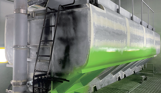 散装饲料运输车